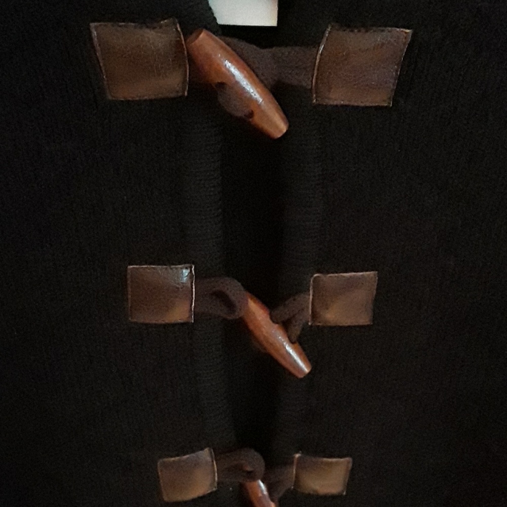 Sweater - Picture 3 of 4